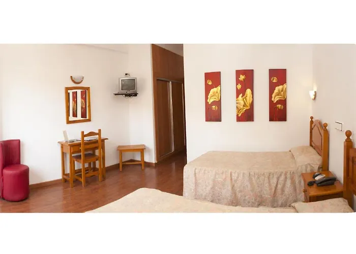 Centro By Croma Hotel 3*